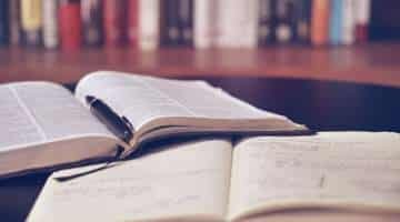 Peer Reviewing: Guidelines to help New Academics 2