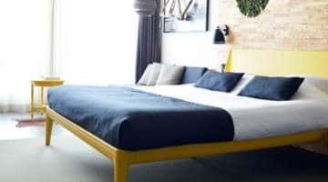 Hotel Room Rates: Human Work or Algorithmic Plaything? 4