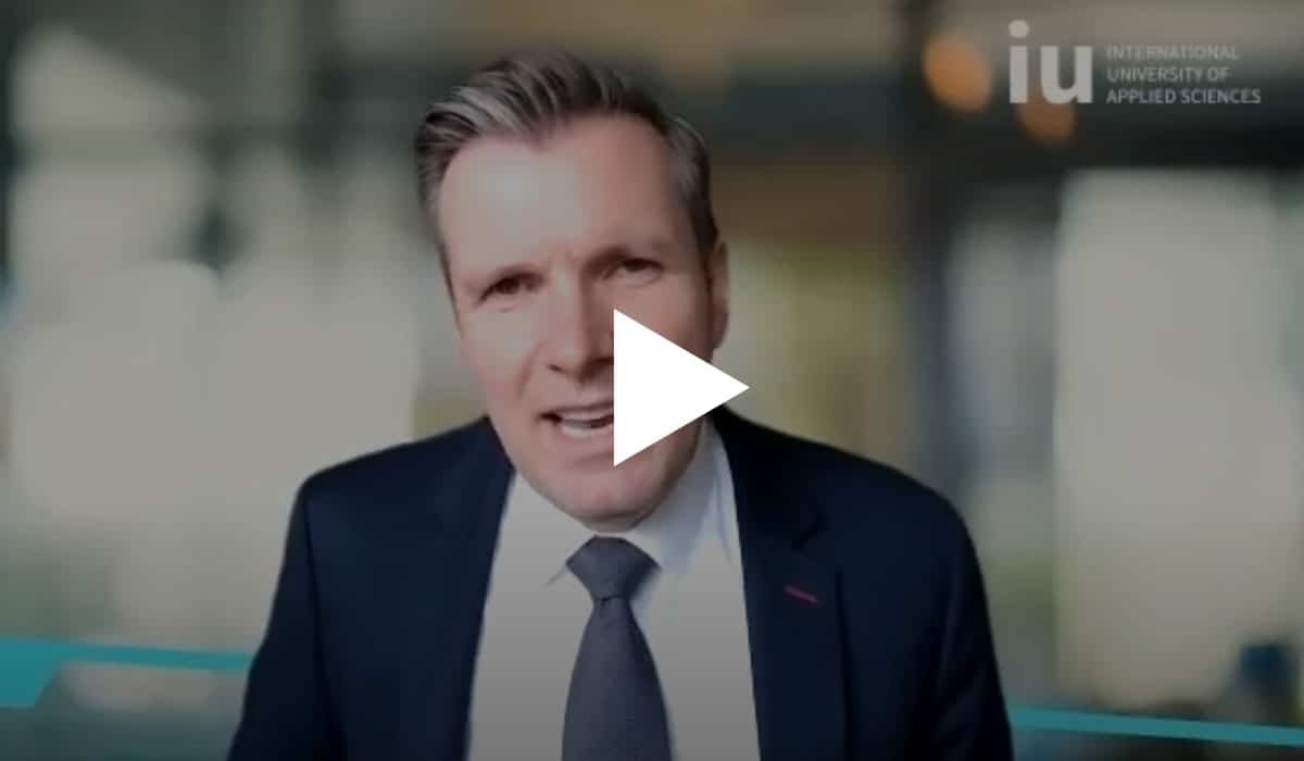 WATCH: Dr Willy Legrand wins prestigious ICHRIE award 14